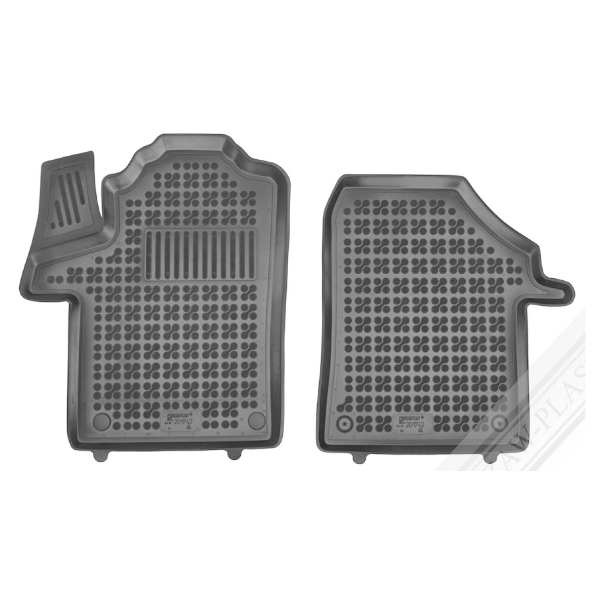 Gumijas paklājiņi Mercedes eVito III W447 priekšējie, with an extra material on the driver side, facelift no 2024g. (1 rinda, with an extra material on the driver side, facelift)