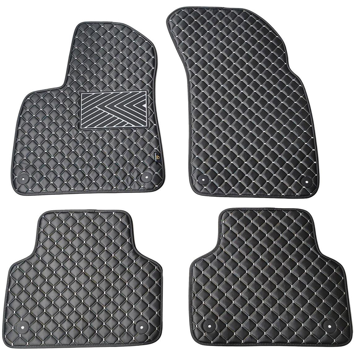 Eko ādas paklājiņi QuiltyMats AUDI Q7 no 2015g. (Melna / pelēkas šuves)