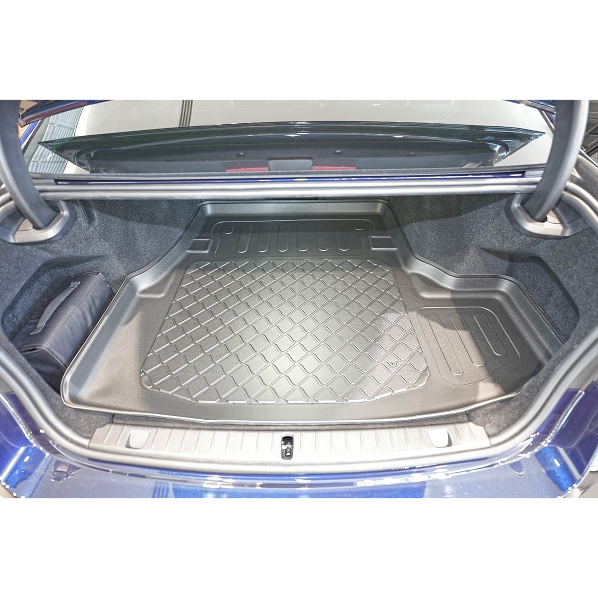 Bagāžnieka paklājiņš BMW 7 (G11) Sedan no 2016g. (for Plug-in Hybrid) Bagāžnieka paklājiņš BMW 7 (G11) Sedan no 2016g. (for Plug-in Hybrid)