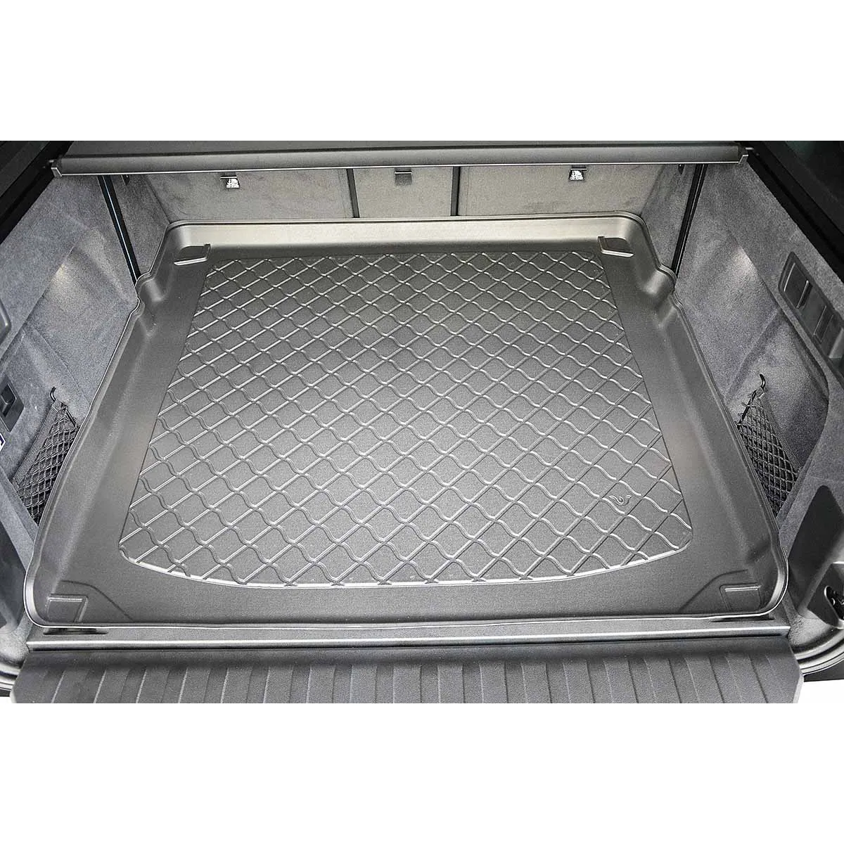 Bagāžnieka paklājiņš BMW X5 (G05) no 2018g. (5 vietu / with electric curtains) Bagāžnieka paklājiņš BMW X5 (G05) no 2018g. (5 vietu / with electric curtains)