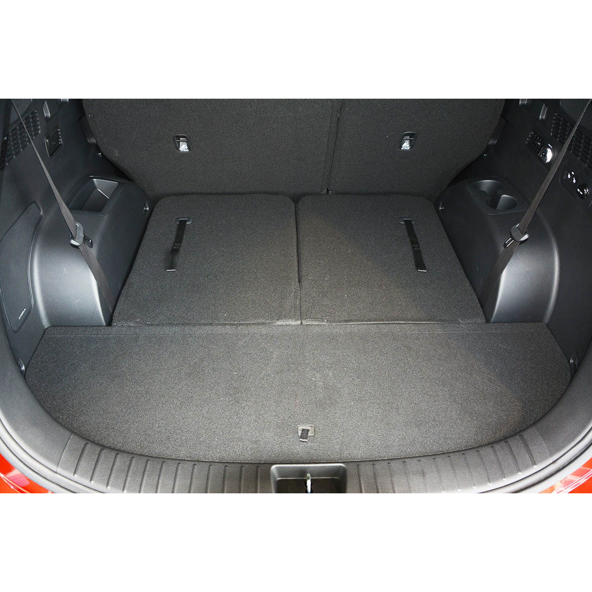 Bagāžnieka paklājiņš Hyundai Santa Fe 2018-2020g. (7 vietu / 3rd row lowered) Bagāžnieka paklājiņš Hyundai Santa Fe 2018-2020g. (7 vietu / 3rd row lowered)