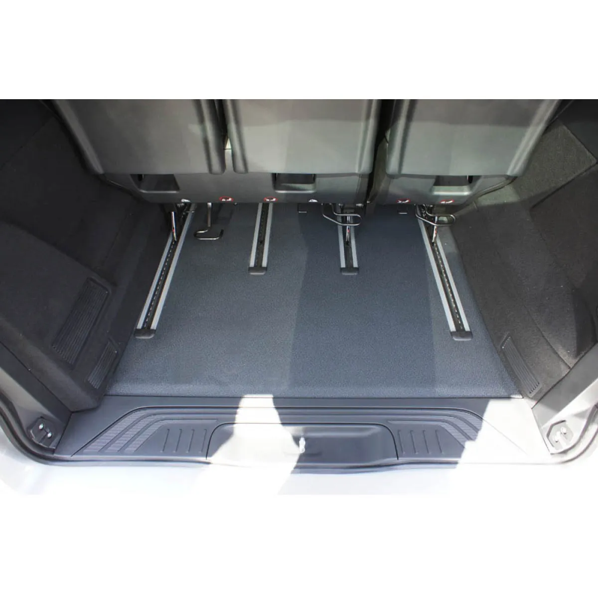 Bagāžnieka paklājiņš Mercedes Vito Tourer W447 Long no 2014g. Bagāžnieka paklājiņš Mercedes Vito Tourer W447 Long no 2014g.