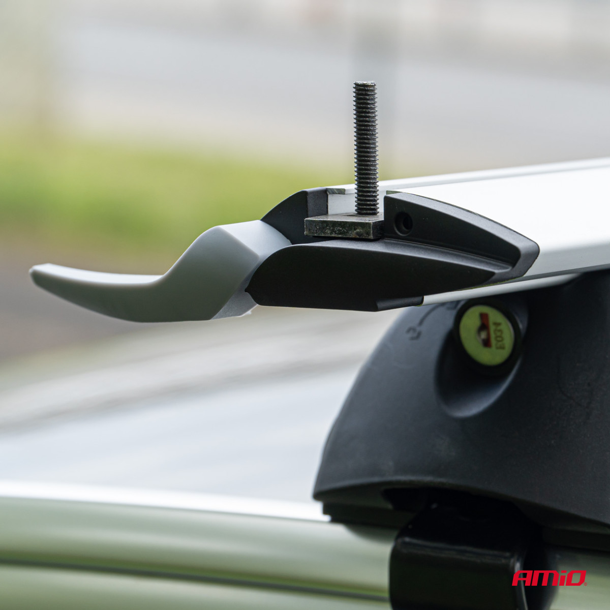 Jumta stieņi, alumīnija, integrētajiem sliedēm 135 cm CRR-04 AMIO-03152