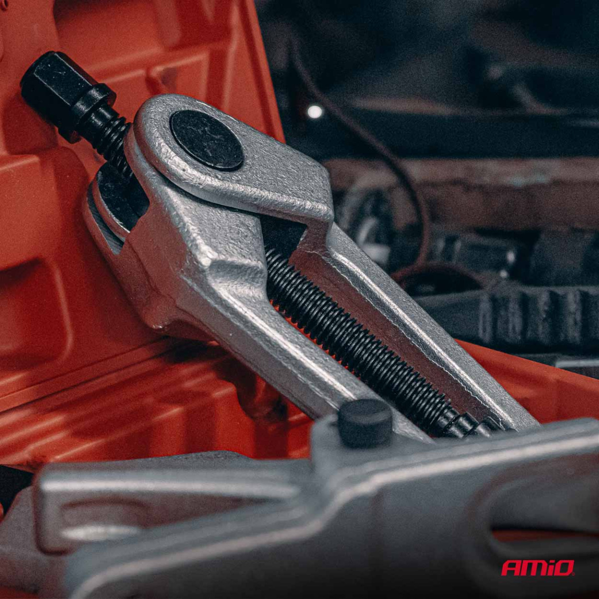 Lodveida savienojumu un stūres stieņu galu noņemšanas instrumentu komplekts, 5 gab. AMIO-04767