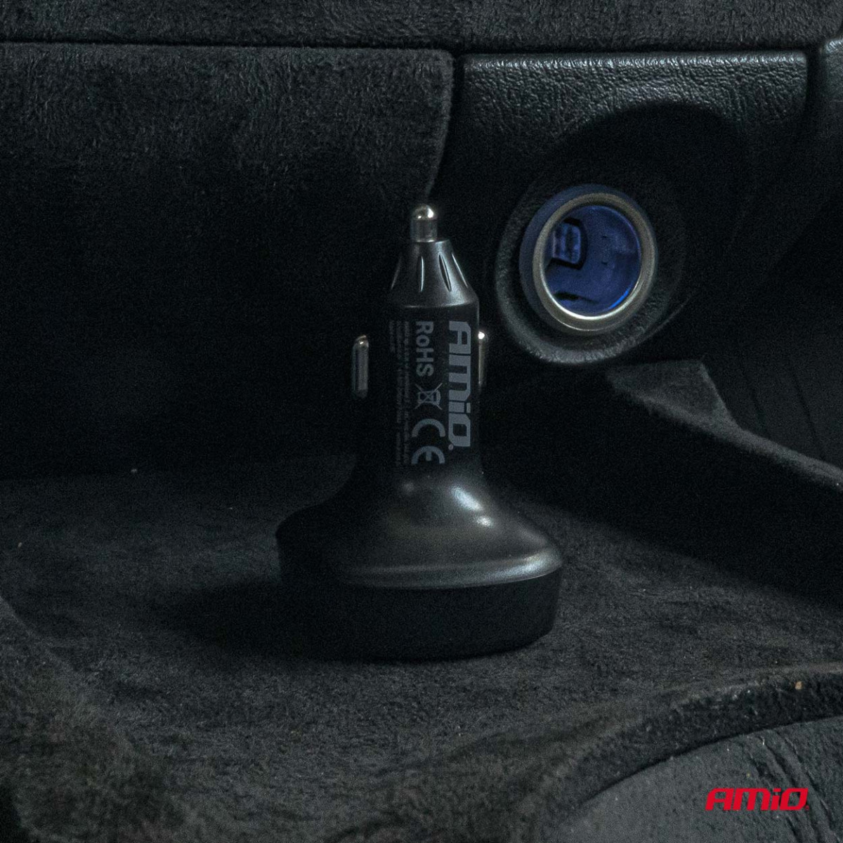 Automašīnas FM raidītājs, 2×USB-A 12V 24V AMIO-04648