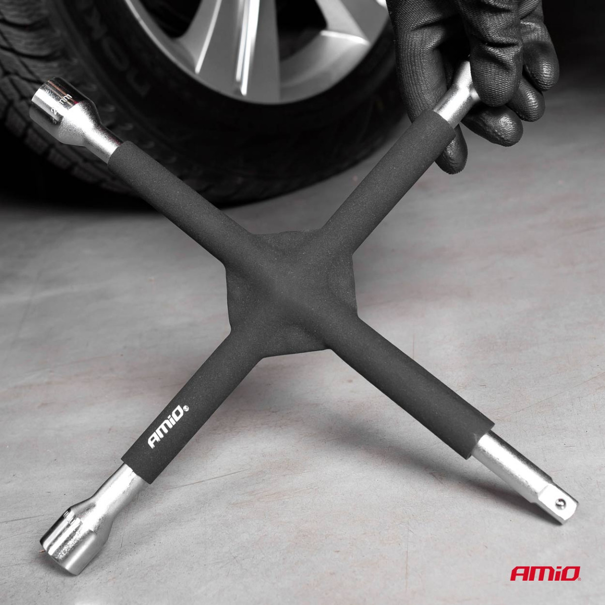 Krustveida riteņu atslēga 17–19–21 mm, 1/2", gumijota, AMIO-02402