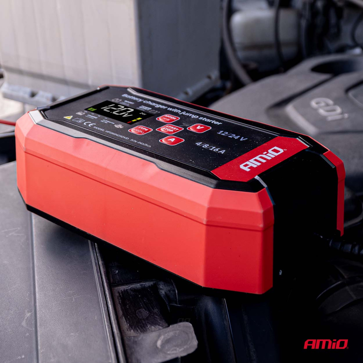 Akumulatora lādētājs ar palaišanas funkciju AGM/GEL/STD/LiFePo4 MAX 16A 12/24V PRO AMIO-04529