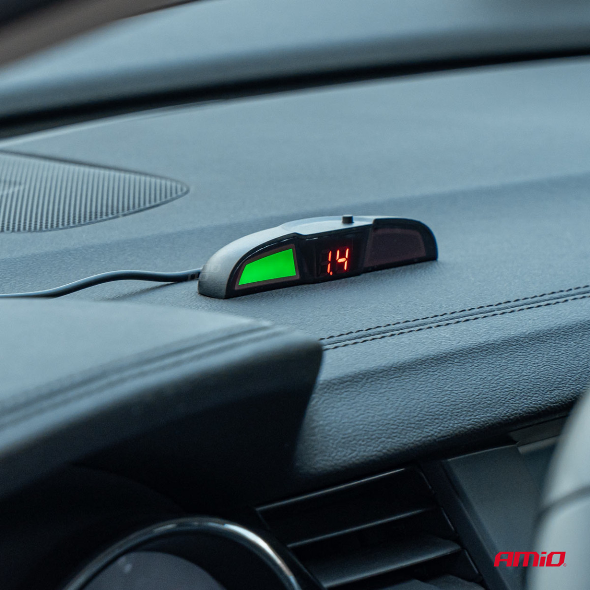 Parkošanās palīgsistēma LED COB, 4 melni sensori, iekšējais stiprinājums 16,5 mm AMIO-02285