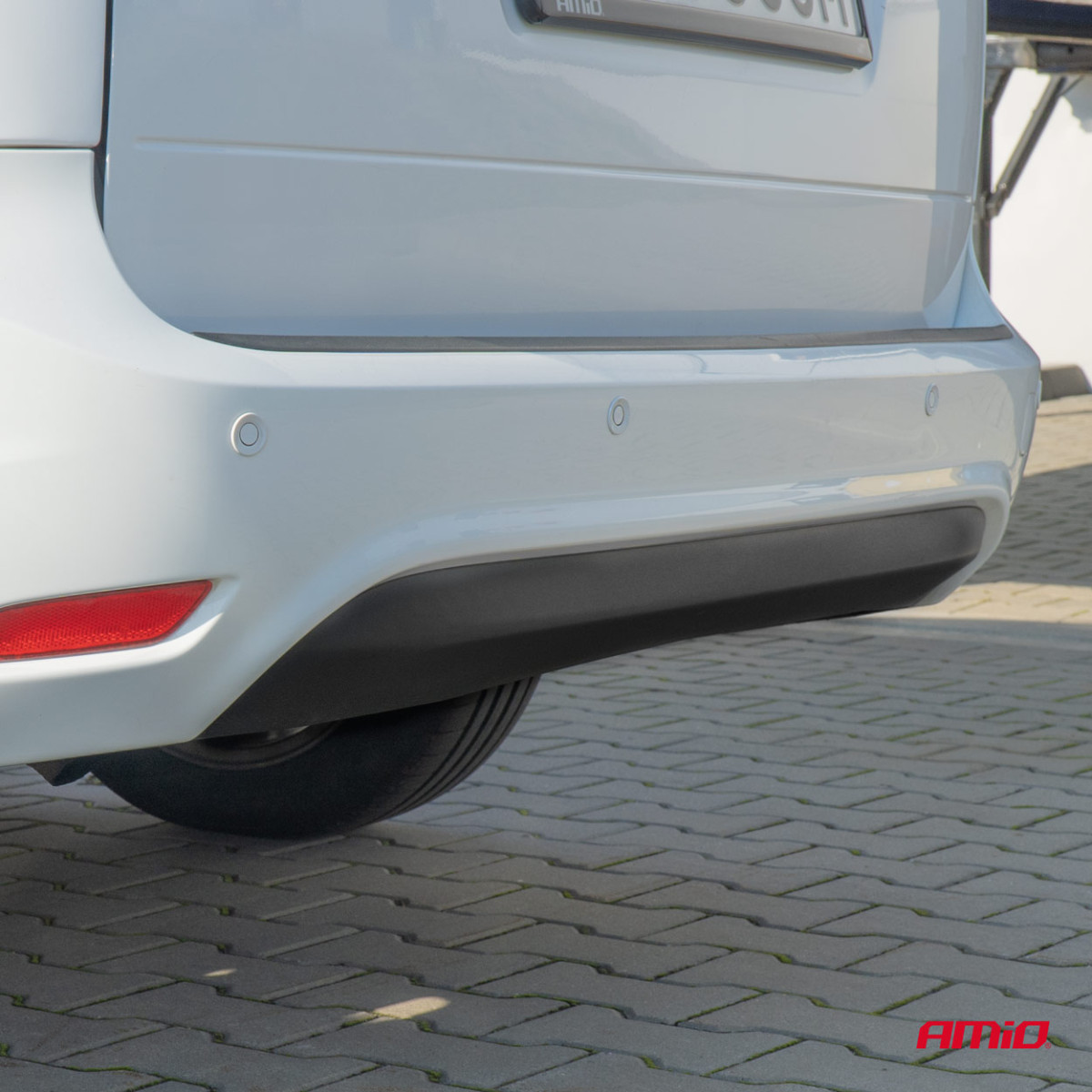 Parkošanās palīgsistēma ar skaņas signālu, 4 balti sensori 22 mm AMIO-01568