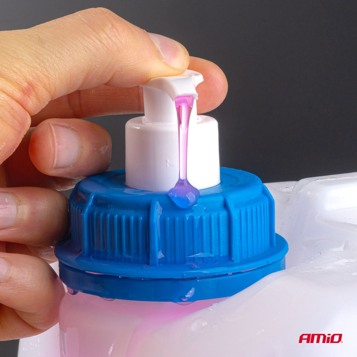 Plastmasas ūdens tvertne ar krānu un ziepju dozatoru, 10 l, AMIO-05146