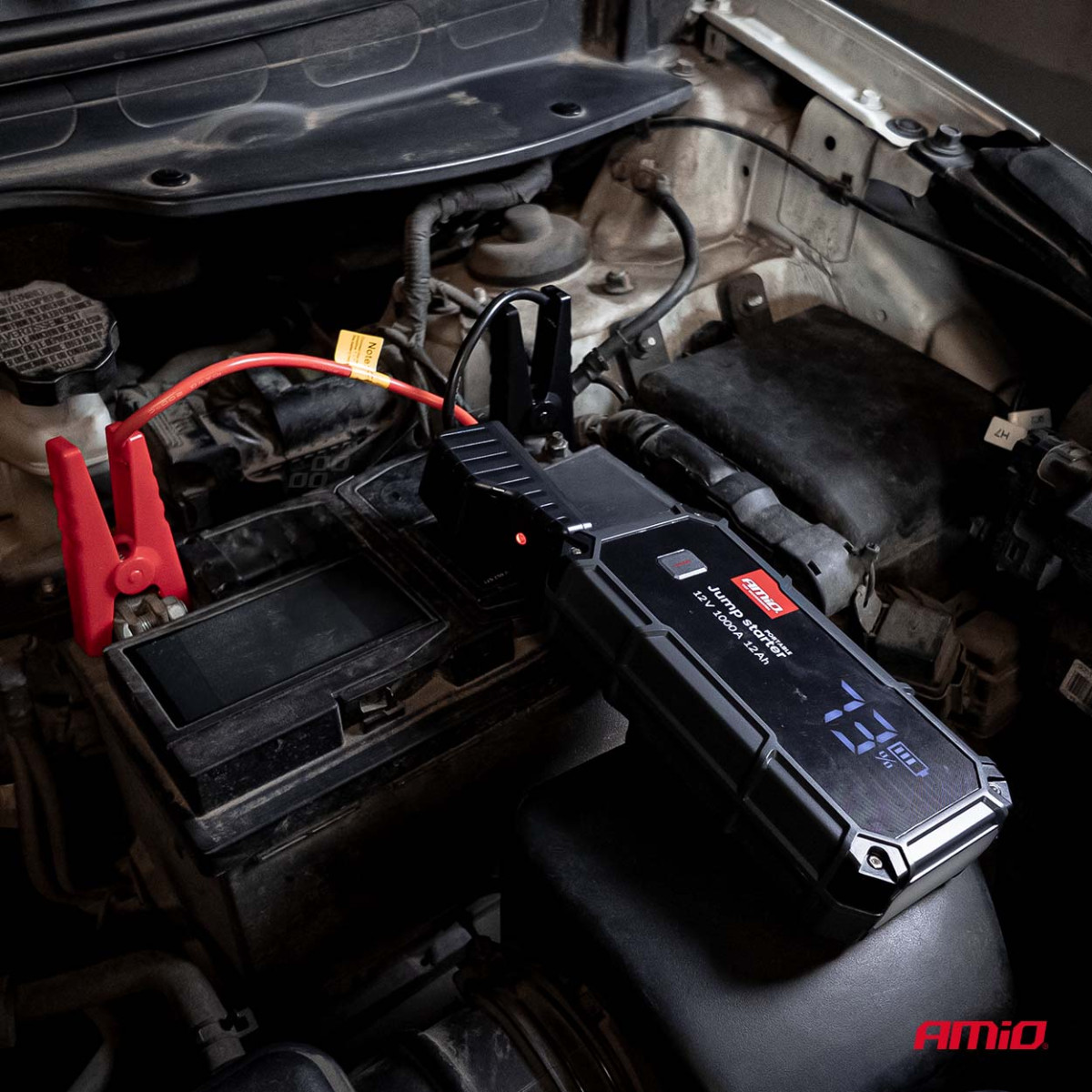 3in1 automašīnas palaišanas āķis/LED/ārējā akumulators 12V 12Ah 1000A PRO AMIO-04676