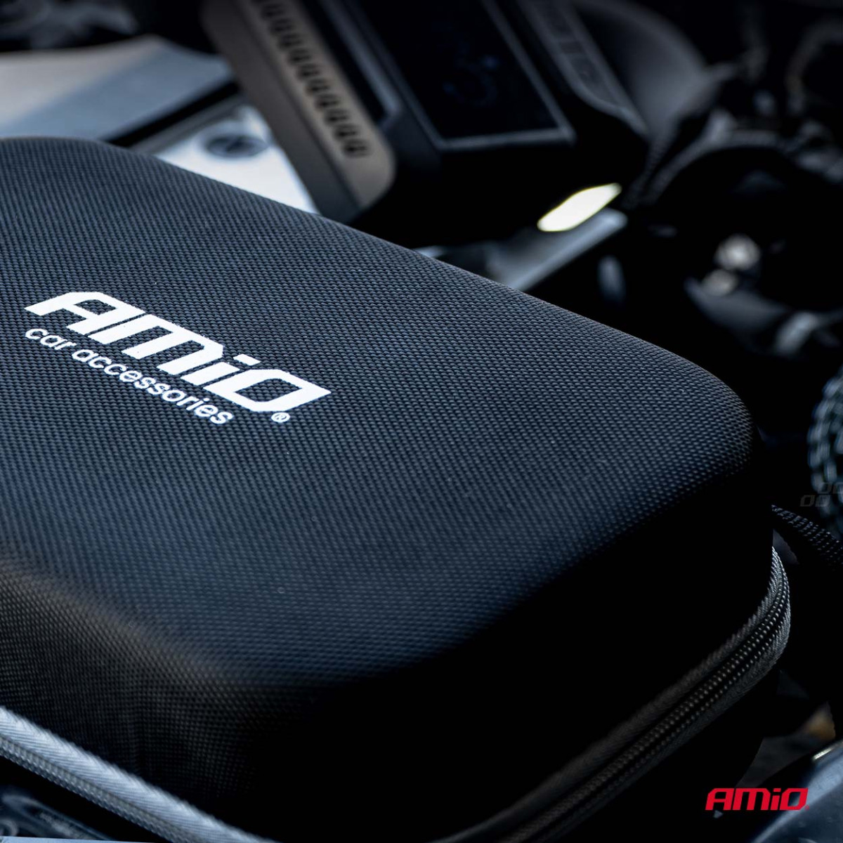 4in1 automašīnas palaišanas ierīce (paātrinātājs) ar kompresoru, LED lukturīti un ārējo akumulatoru 12V 12Ah 1600A AMIO-04677