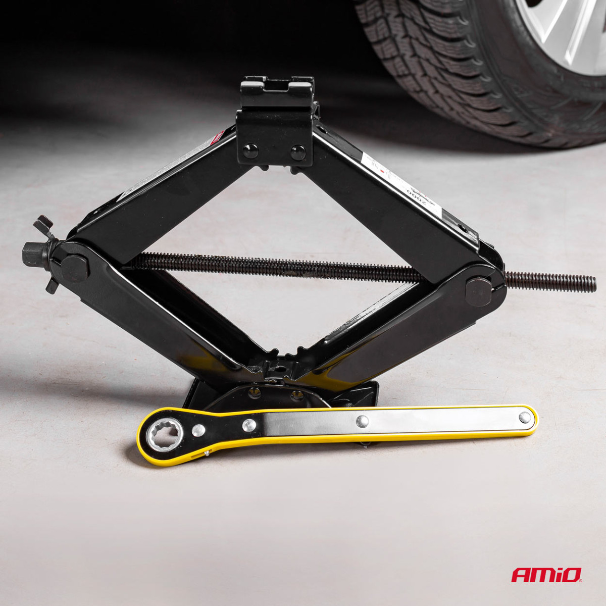 Trapecveida pacēlājs 2000 kg ar rokturi un cimdiem, AMIO-02479