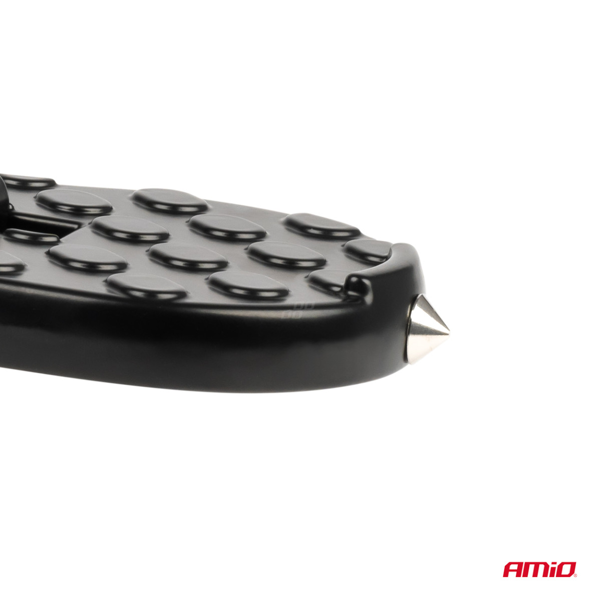 Pakāpiens (platforma) ērtai piekļuvei jumta bagāžniekam AMIO-03288