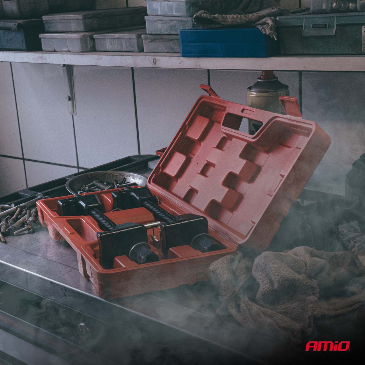 Amortizatoru atsperu saspiešanas instrumentu komplekts AMIO-04762