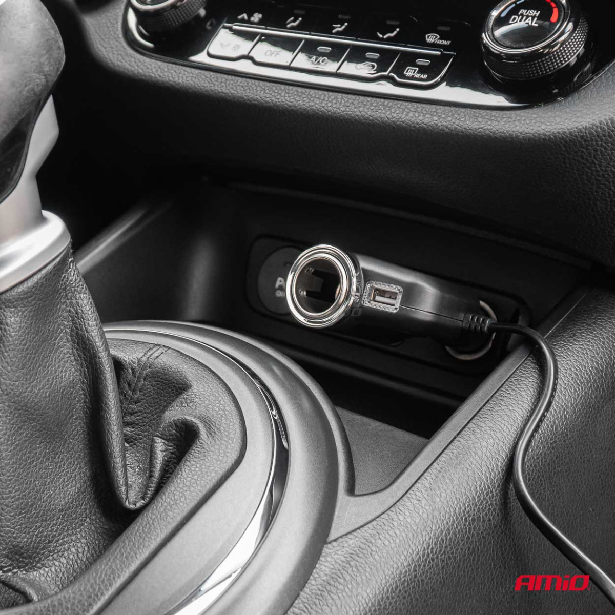 Trīs kontaktligzdu pagarinātājs ar lādētāju 1x USB-A + 1x cigarešu šķiltavas ligzda 12/24V 120W 80 cm AMIO-04360