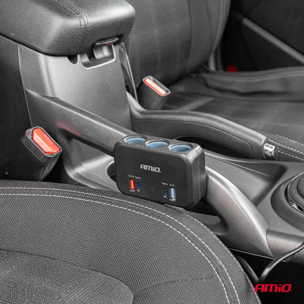 Trīs kontaktligzdu pagarinātājs ar lādētāju 1x USB-A + 1x USB-C QC 4.0 12/24V 120W 80 cm AMIO-04365